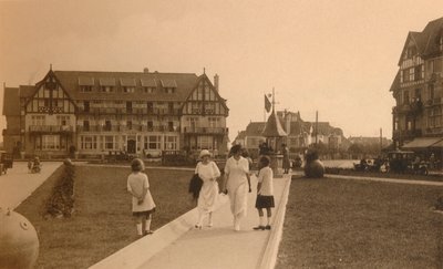 阿尔伯特广场，约建于1900年。 作者 不明