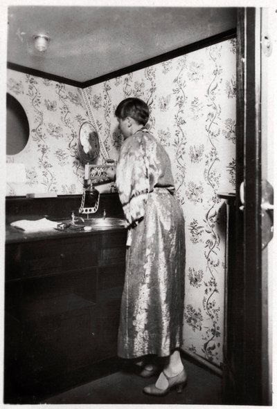 女士洗手间，齐柏林飞艇LZ 127齐柏林飞艇，1933年 作者 不明