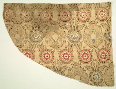 1550-1575年格仔地面上有双重ogival花卉图案的Lampas。 作者 不明