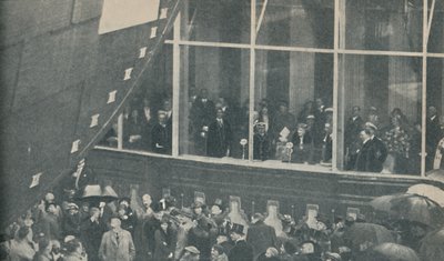 1934年9月26日，1936年9月26日发射了巨型新的英国邮轮RMS玛丽皇后号 作者 不明