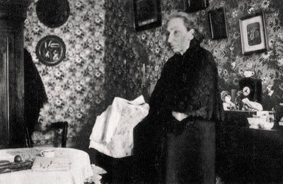 Louise Michel，法国学校老师，医务工作者和无政府主义者，1899年 作者 不明
