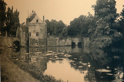 MaréchaleGate，1910年 作者 不明
