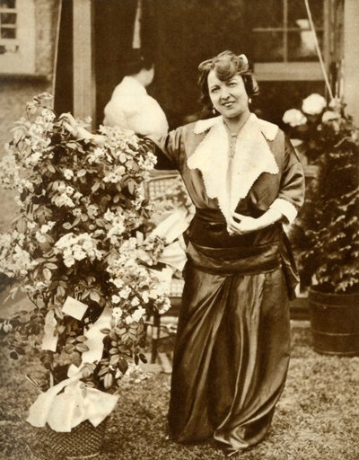 玛丽·劳埃德（Marie Lloyd），c1910年代。 作者 不明