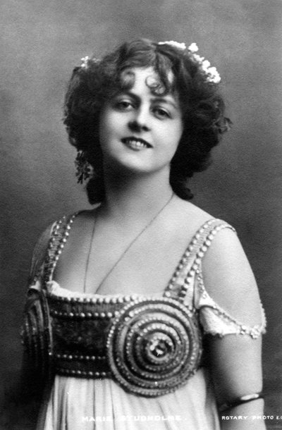 玛丽·斯图霍尔姆（Marie Studholme）1875-1930，英国女演员，1900年代 作者 不明