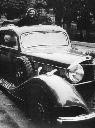 奔驰车，C1930S 作者 不明