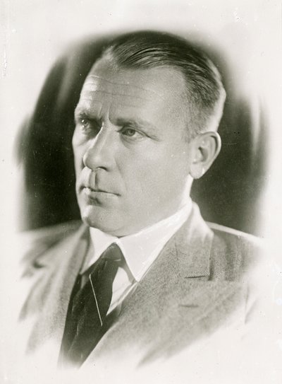俄罗斯作家米哈伊尔·布尔加科夫（Mikhail Bulgakov），1930年代。 作者 不明