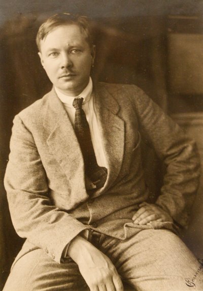 米哈伊尔·费奥多罗维奇·拉里奥诺夫（Mikhail Fyodorovich Larionov）1881-1964，1920年代初期。 作者 不明