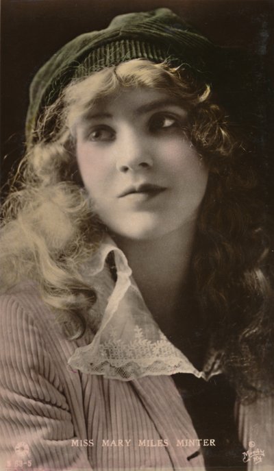 玛丽·迈尔斯·敏特小姐（Mary Miles Minter），1902-1984年，c1930。 作者 不明