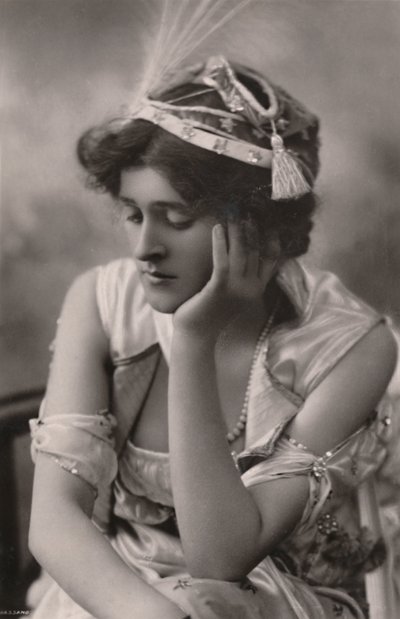 Zena Dare小姐，1887-1975，c1930。 作者 不明