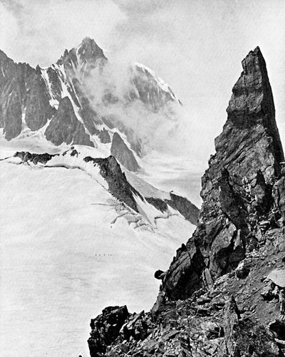从20世纪初的阿尔卑斯山的艾格耶·马布雷斯（Aiguille Marbrees）看到的蒙迪奥（Mont Maudit） 作者 不明
