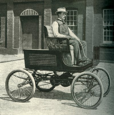 装有新蓄电池的汽车，1902年。 作者 不明