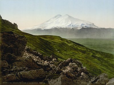 俄罗斯基斯洛沃茨克附近的山，c1895 作者 不明