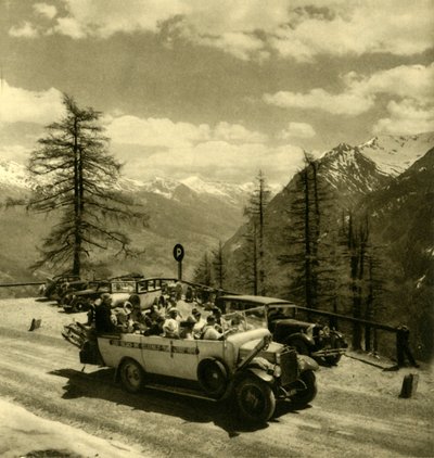 在Schöneck的山景在大格洛克纳山高高山路，奥地利，c1935年。 作者 不明