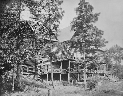 旧小木屋，普莱西德湖，阿迪朗达克山脉，纽约，c1897。 作者 不明