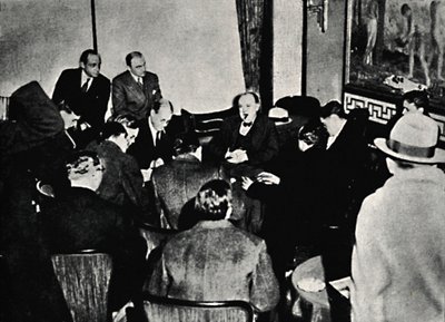 1931年，1945年，登上欧罗巴号。 作者 不明