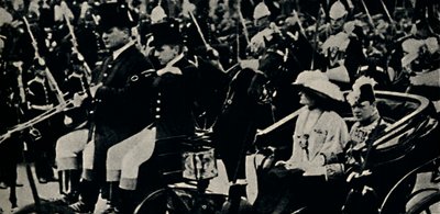 1914年11月22日，新统治时期开幕。 作者 不明
