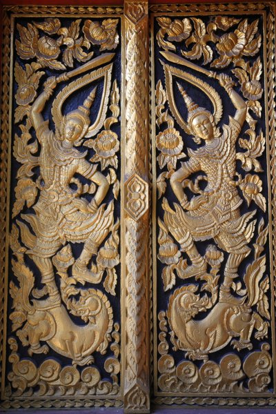 清迈Wat Chedi Luang的华丽庙门。泰国 作者 不明
