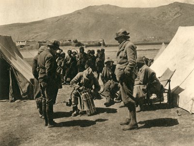 营地制氧机，c1918-c1939。 作者 不明