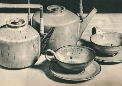 1928年，哈雷市（Werkstatten）的茶具服务的一部分 作者 不明