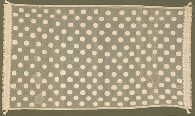 秘鲁纺织品：地幔或悬吊，缠腰布，头巾，软垫帽子，流苏带，1200至1460年代。 作者 不明