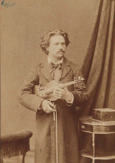 小提琴家和作曲家Frantisek Ondricek 1857-1922, 1882-1883的肖像。 作者 不明