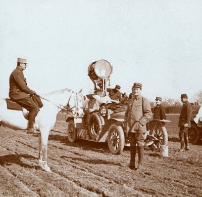 投影仪，法国北部沙隆，c1914-c1918。 作者 不明