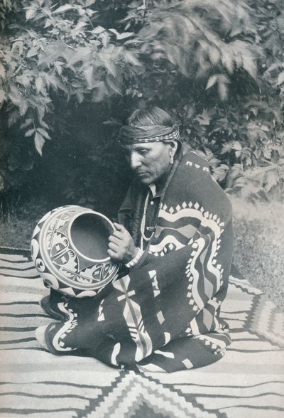 普韦布洛印度陶器，1931年 作者 不明