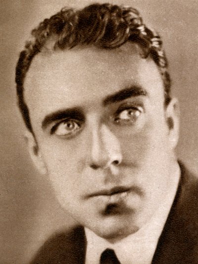 美国电影导演拉乌尔·沃尔什（Raoul Walsh），1933年 作者 Unbekannt