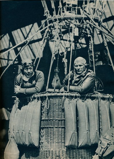 准备测试用于尝试在1935年c1937年的身高记录中使用的仪器 作者 不明
