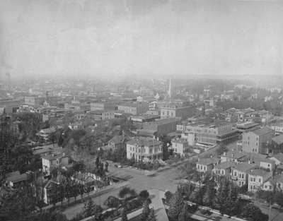 加利福尼亚州萨克拉曼多市，来自国会大厦圆顶，大约建于1897年。 作者 不明