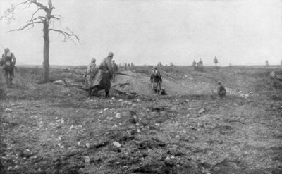 1915年9月，第一次世界大战，法国香槟第二战 作者 不明