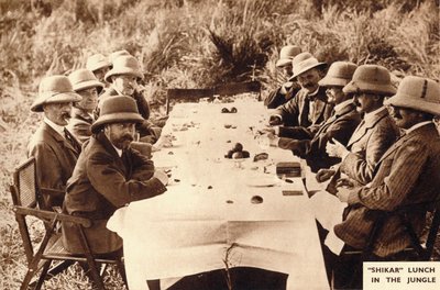Shikar在丛林中享用午餐，1911年至1935年 作者 不明