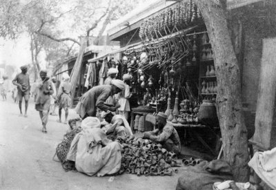 1917年，豪舍拉，水烟店 作者 不明