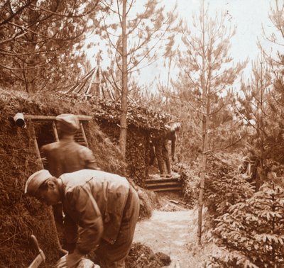 法国北部Genicourt，土着掩蔽所中的士兵，c1914-c1918 作者 不明