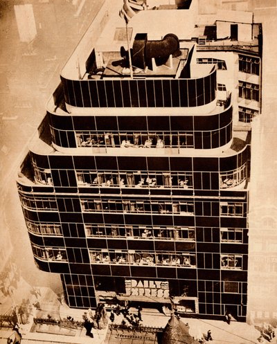 钢铁，混凝土和玻璃制成现代建筑，1935年。 作者 不明