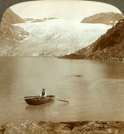 固态冰哈当厄尔冰川和融化的湖水，挪威，c1905。 作者 不明