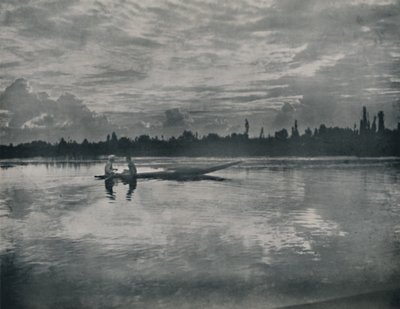 克什米尔达尔湖（Dal Lake）日落，1936年。 作者 不明