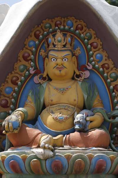 Temple of the Thousand Buddhas. Dashang Kagyu Ling congregation. Deity. Dzambala : the Buddha of Wealth, La Boulaye, France 作者 不明