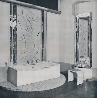 浴室，1940年 作者 不明