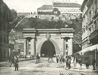 1895年，匈牙利首都布达佩斯的布达城堡隧道。 作者 不明