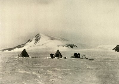 造云者之下的营地。，c1908，1909年 作者 不明