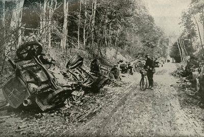 英国炮弹的影响，1919年。 作者 不明