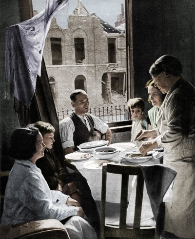 家庭必须吃饭，c1940 1942年 作者 不明