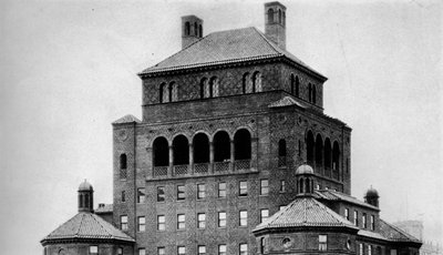 1924年，纽约市联谊会大楼， 作者 不明