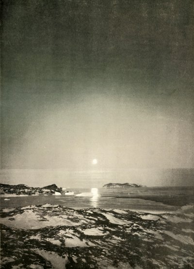 秋暮时分的满月，c1908，1909年。 作者 不明
