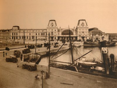 海港车站，c1928 作者 不明