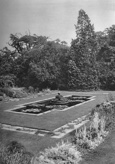 莉莉盆地，里奇蒙德的白色小屋，1926年 作者 不明