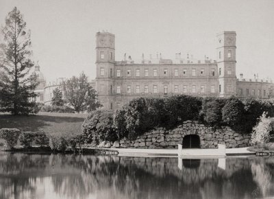1870年代至1880年代加特契纳宫的主立面 作者 不明