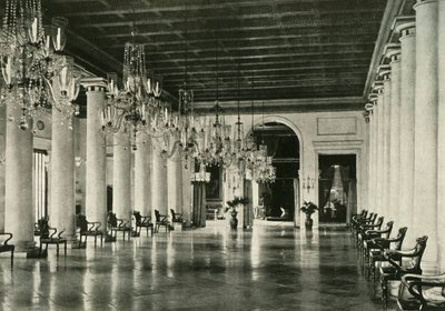 香港礼宾府大理石厅，1925年。 作者 不明