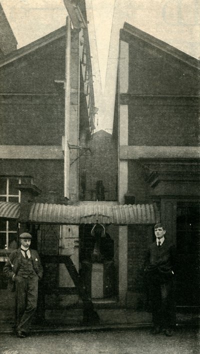 格林威治子午线，用以测量时间，1901年。 作者 不明